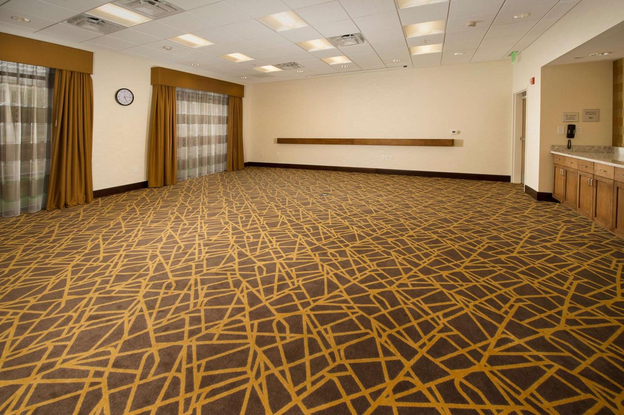 Hampton Inn & Suites Baltimore/Woodlawn מראה חיצוני תמונה