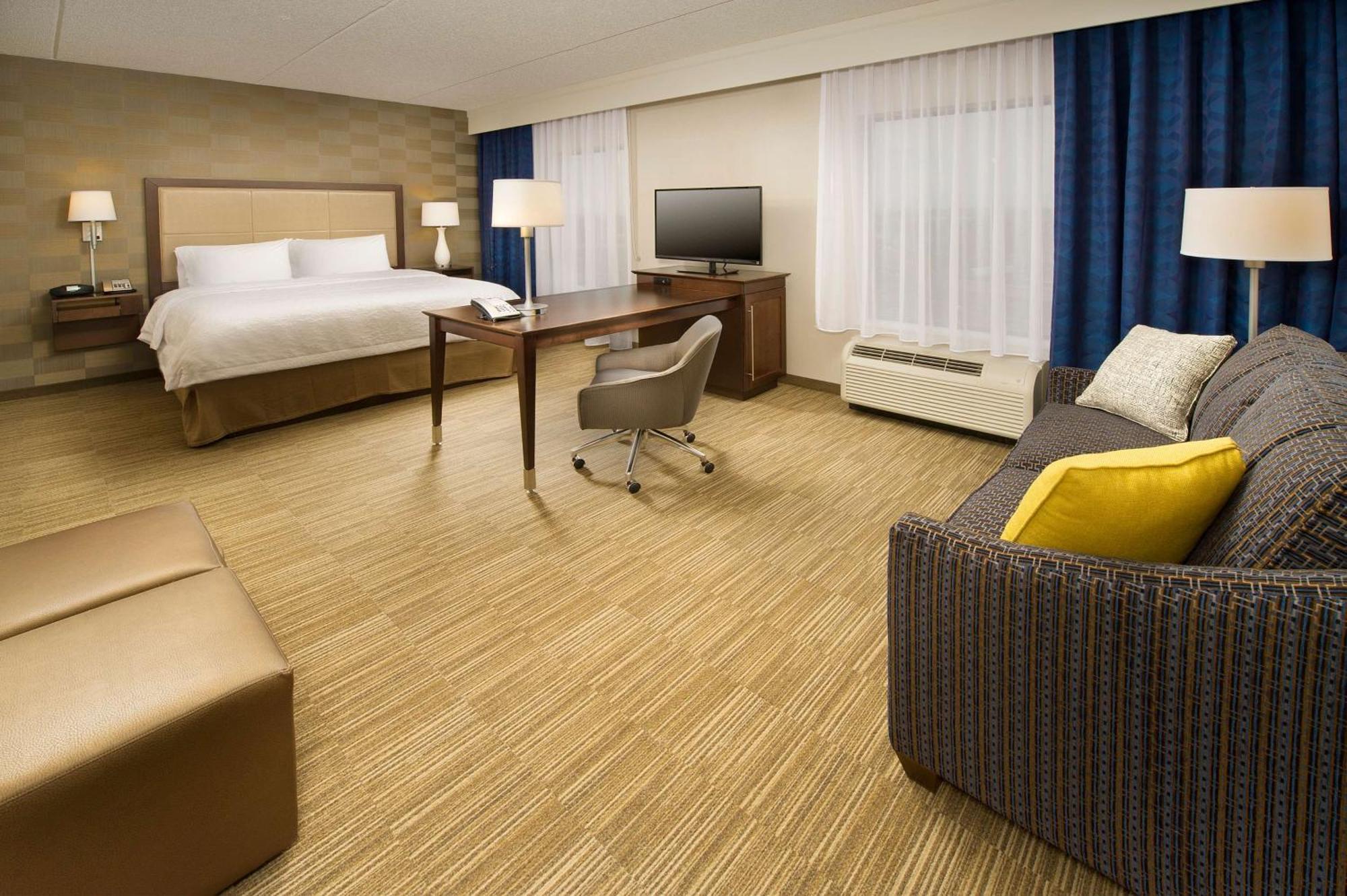 Hampton Inn & Suites Baltimore/Woodlawn מראה חיצוני תמונה