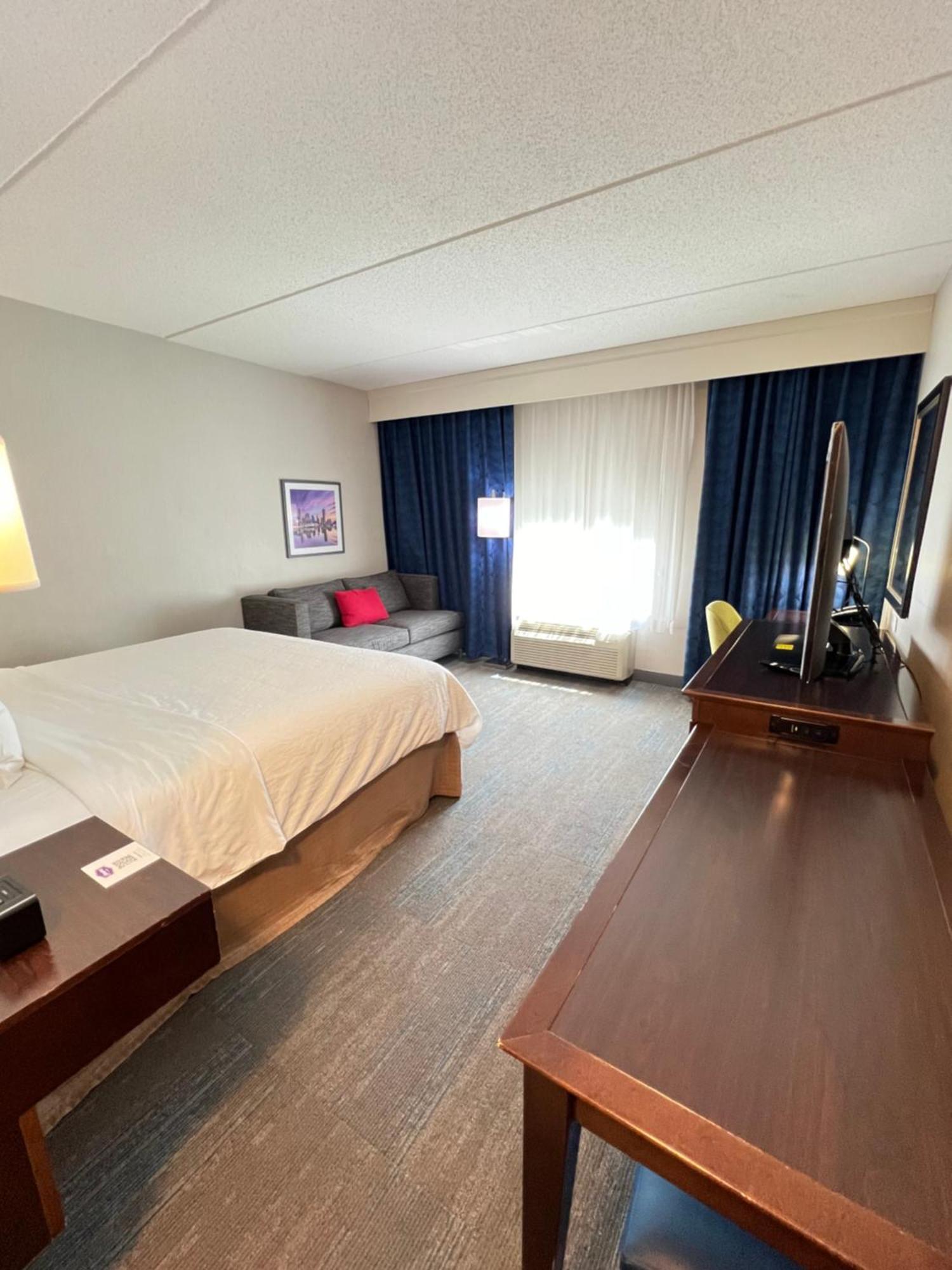 Hampton Inn & Suites Baltimore/Woodlawn מראה חיצוני תמונה