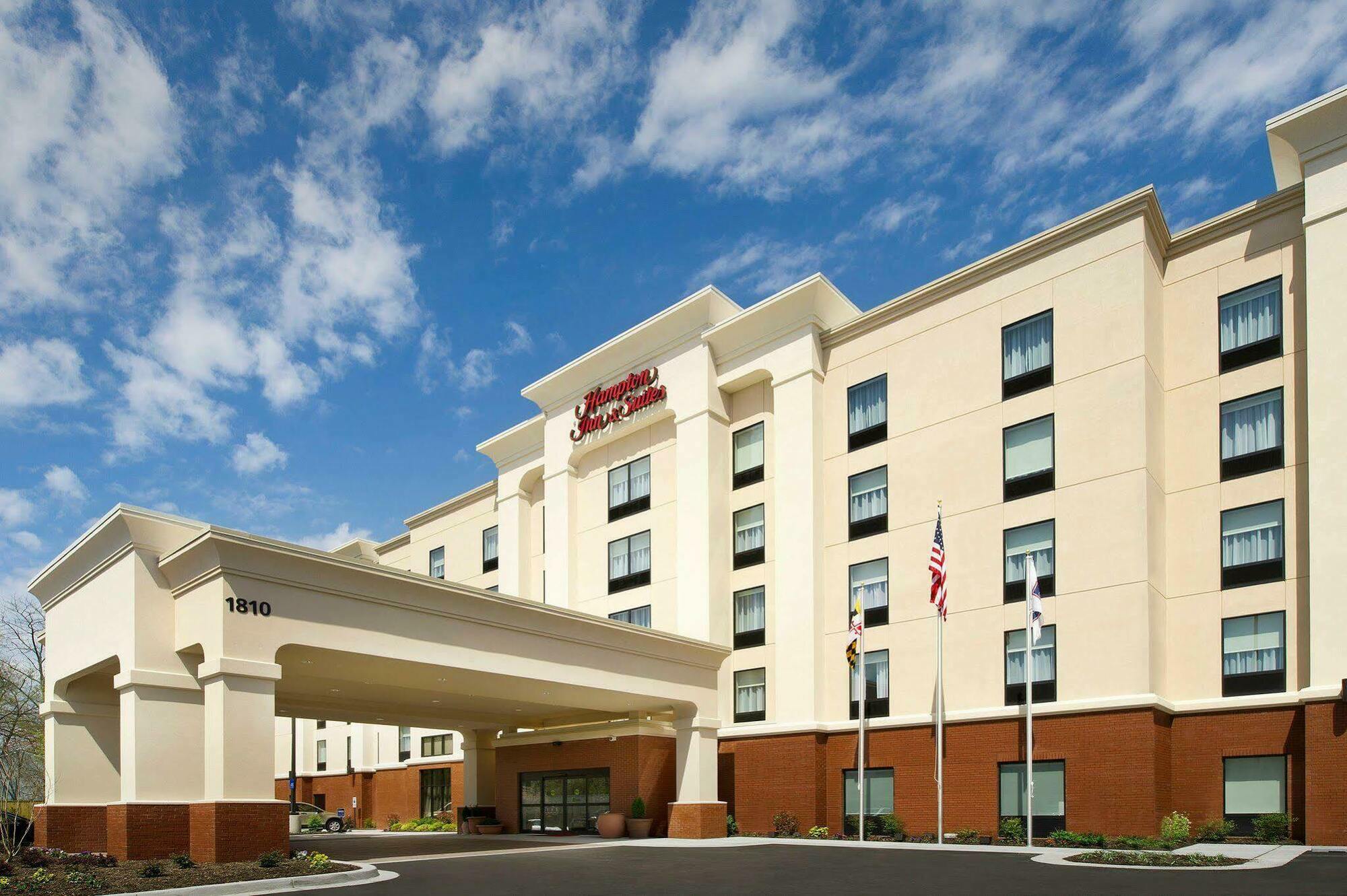 Hampton Inn & Suites Baltimore/Woodlawn מראה חיצוני תמונה